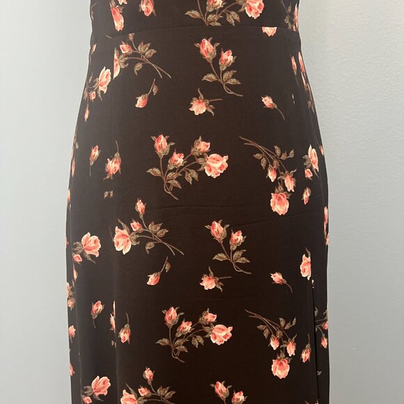 Reformation • Fulton Dress in Romy Black Rosebud Floral • Size 4 - Picture 6 of 12